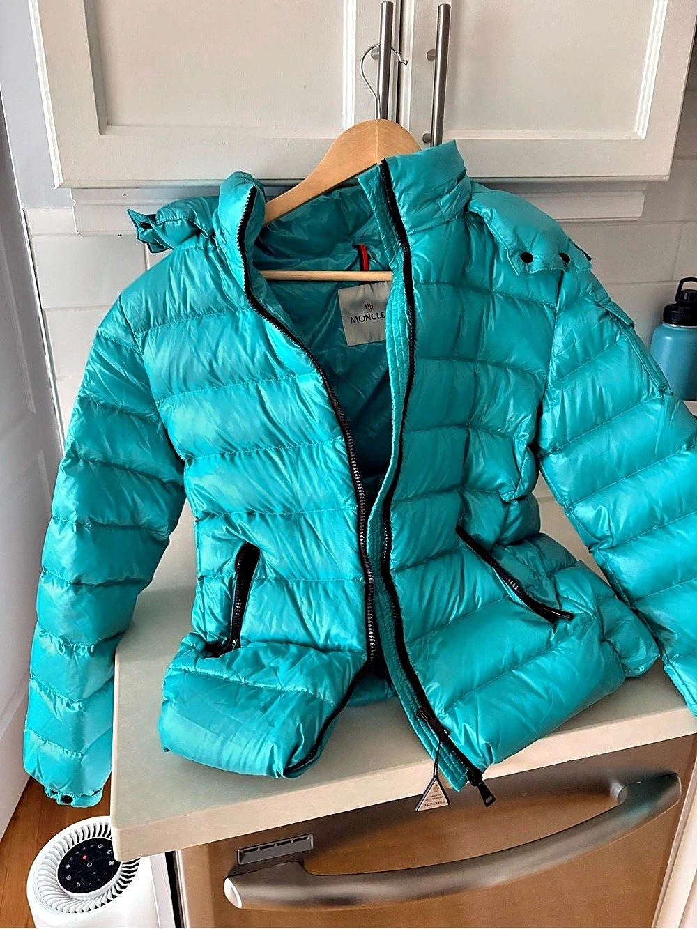 Moncler Women's Puffer Jacket Blue Size 3